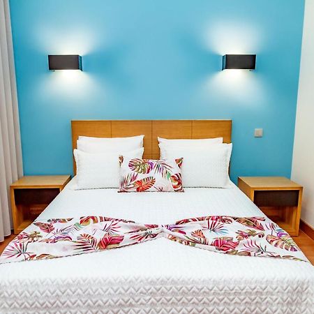 モンジン・デ・バスト Boutique Mouras Bed & Breakfast エクステリア 写真