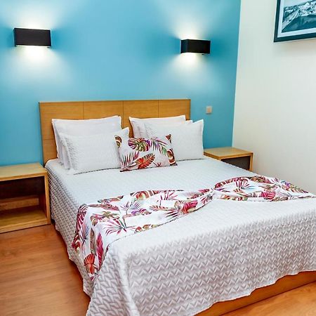 モンジン・デ・バスト Boutique Mouras Bed & Breakfast エクステリア 写真