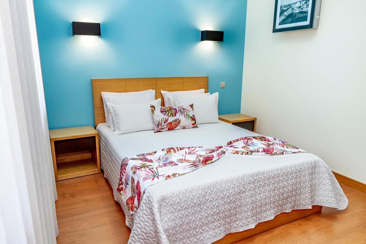 モンジン・デ・バスト Boutique Mouras Bed & Breakfast エクステリア 写真
