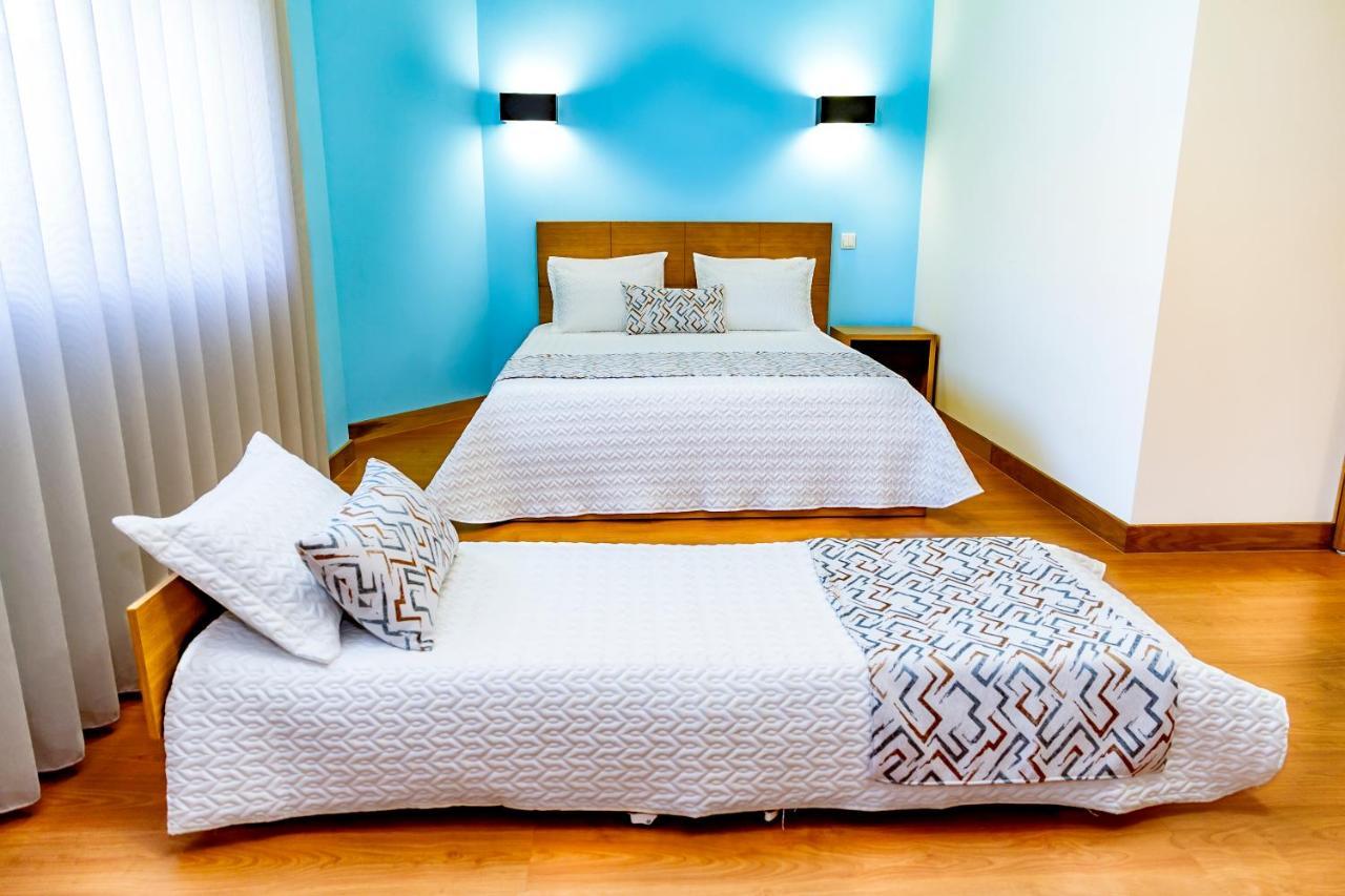 モンジン・デ・バスト Boutique Mouras Bed & Breakfast エクステリア 写真